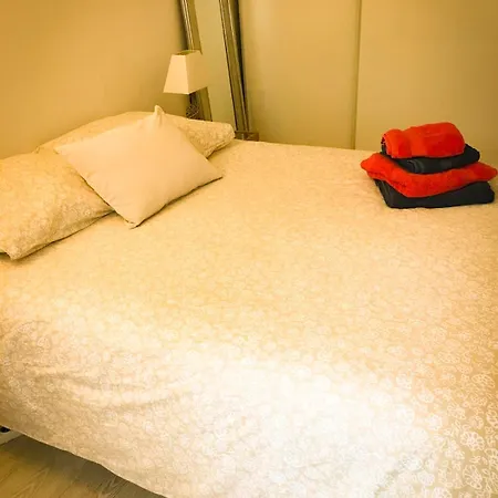 Double With Balcony Bed and Breakfast Παρίσι